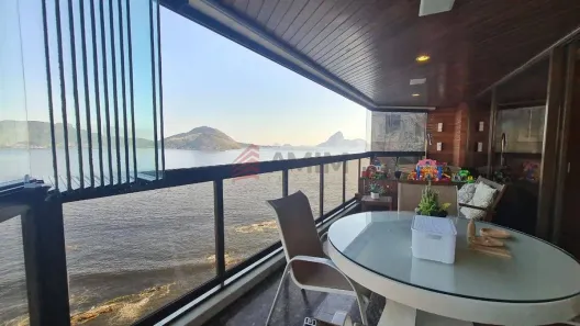 Apartamento com 4 Quartos à venda, 270m² no Icaraí, Niterói