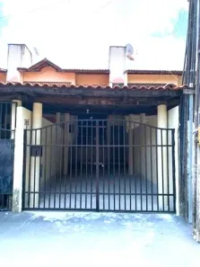 Casa com 3 Quartos para alugar, 75m² no Jóquei Clube, Fortaleza