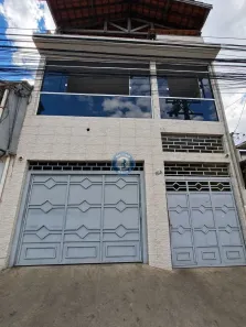 Casa com 3 Quartos à venda, 250m² no Jardim Ipê, São Paulo