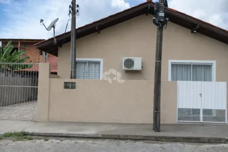 Casa com 3 Quartos à venda, 361m² no Bom Viver, Biguaçu