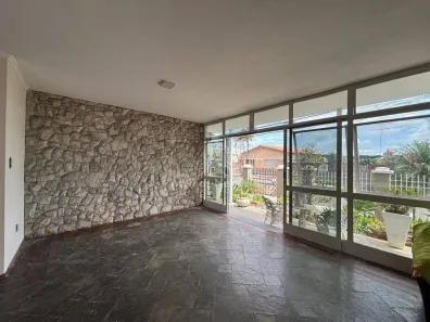 Casa com 5 Quartos para alugar, 261m² no Jardim Nossa Senhora Auxiliadora, Campinas