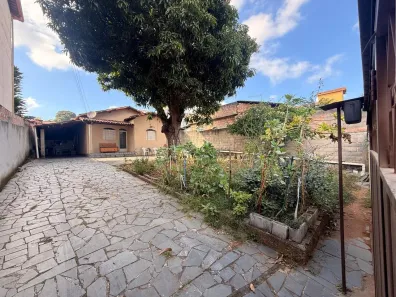 Casa com 2 Quartos à venda, 360m² no Linda Vista, Contagem