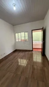 Casa com 2 Quartos para alugar, 80m² no Jardim Santo Antônio, Santo André