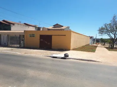 Casa com 1 Quarto para alugar, 30m² no Taguatinga Norte, Brasília