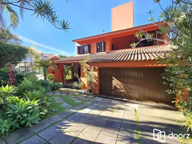 Sobrado com 4 Quartos à venda, 245m² no Jardim Isabel, Porto Alegre