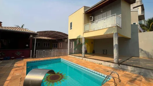 Casa com 3 Quartos para alugar, 190m² no Parque Guainco, Mogi Guaçu