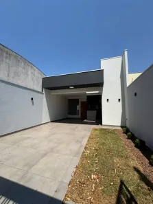 Casa com 3 Quartos à venda, 85m² no Parque Hortência, Maringá