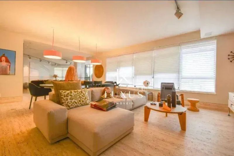 Apartamento com 3 quartos — Funcionários, Belo Horizonte