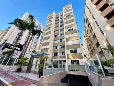 Apartamento com 2 Quartos à venda, 73m² no Centro, Florianópolis