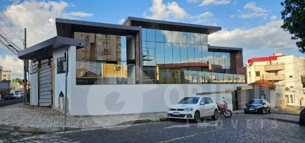 Prédio Comercial para alugar, 240m² no Lídice, Uberlândia