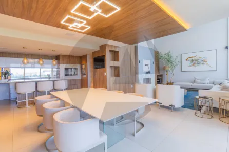 Apartamento com 3 Quartos para alugar, 226m² no Jardim Europa, Porto Alegre