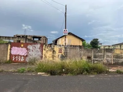 Lote/Terreno à venda, 30m² no Jardim Brasília, Uberlândia