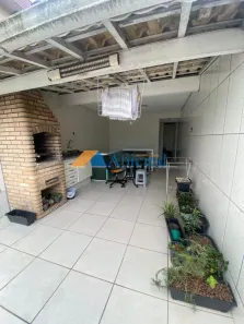 Casa com 3 Quartos à venda, 147m² no Vila Voturua, São Vicente