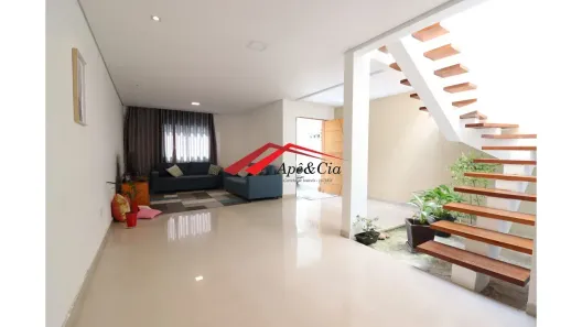 Sobrado com 3 Quartos à venda, 187m² no Jardim Quaresmeira, Suzano