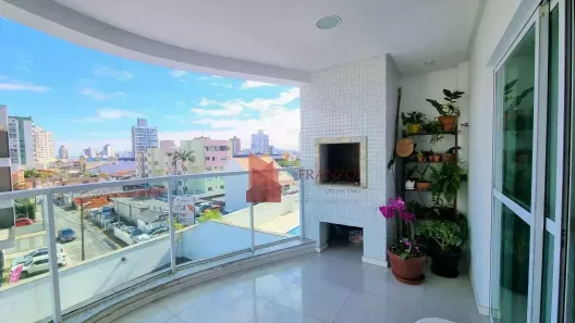 Apartamento com 2 Quartos à venda, 100m² no Centro, Itajaí