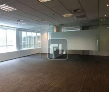 Sala Comercial para alugar, 136m² no Cidade Monções, São Paulo