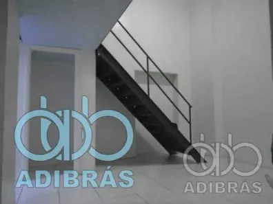 Ponto Comercial para alugar, 112m² no Benfica, Rio de Janeiro