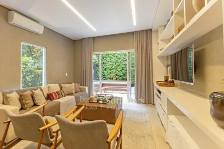 Casa de Condomínio com 3 Quartos à venda, 237m² no Morumbi, São Paulo