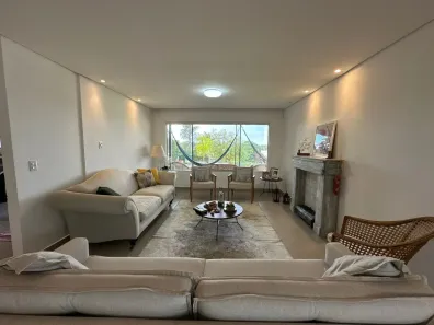Casa de Condomínio com 3 Quartos à venda, 180m² no Setor Habitacional Arniqueira, Brasília