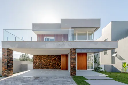 Casa de Condomínio com 4 Quartos à venda, 292m² no Vila Nova, Porto Alegre