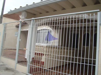Casa com 3 Quartos à venda, 250m² no Jardim García, Campinas