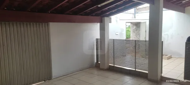 Casa com 2 Quartos à venda, 160m² no Jardim Patrícia, Uberlândia