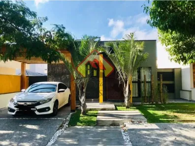 Sobrado com 3 Quartos à venda, 135m² no Castelo, Tremembé