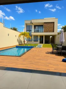 Sobrado com 3 Quartos à venda, 234m² no Jardim São Vito, Americana