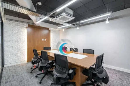 Sala Comercial à venda, 220m² no Cidade Monções, São Paulo