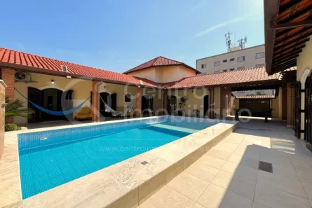 Casa com 4 Quartos à venda, 300m² no Jardim Tres Marias, Peruíbe