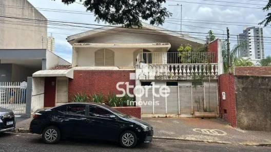 Imóvel Comercial à venda, 216m² no Tabajaras, Uberlândia