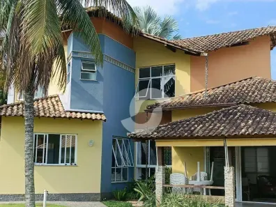 Casa de Condomínio com 3 Quartos à venda, 210m² no Piratininga, Niterói