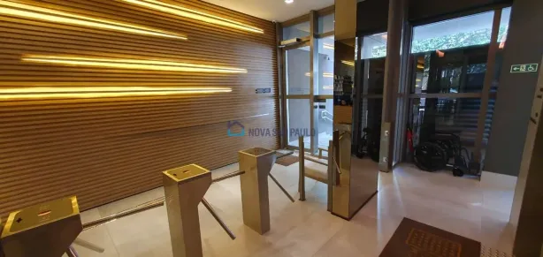 Sala Comercial à venda, 33m² no Moema, São Paulo