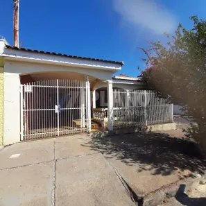 Casa com 3 Quartos à venda, 208m² no Vila Prado, São Carlos