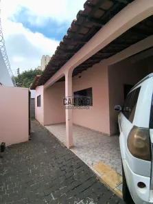 Casa com 3 Quartos à venda, 156m² no Santa Mônica, Uberlândia