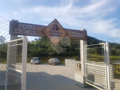 Fazenda/Sítio com 4 Quartos à venda, 2150m² no , Biritiba Mirim