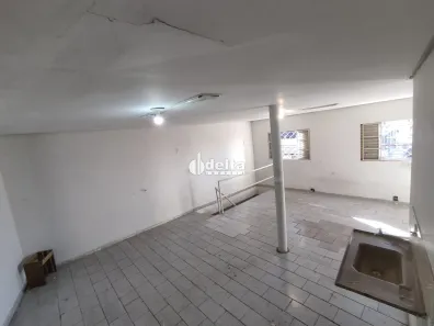 Apartamento com 1 Quarto para alugar, 40m² no Centro, Uberlândia