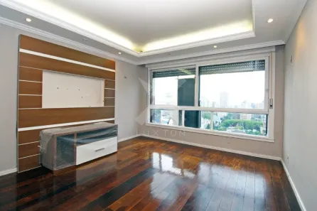 Apartamento com 3 Quartos para venda ou aluguel, 121m² no São Geraldo, Porto Alegre