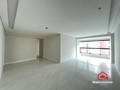 Apartamento com 4 Quartos para alugar, 136m² no Pina, Recife