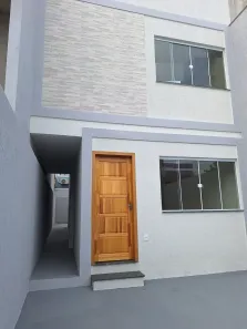 Casa com 2 Quartos à venda, 87m² no Lagoa, Macaé