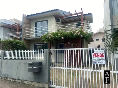 Casa com 3 Quartos para alugar, 111m² no Ambrósio, Garopaba
