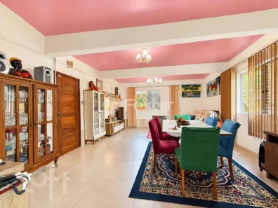 Casa com 3 Quartos à venda, 270m² no Vila Jardim, Porto Alegre
