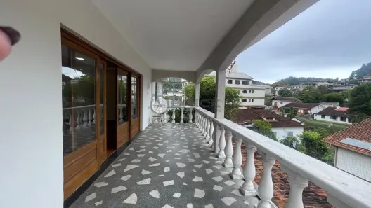 Casa com 5 Quartos para alugar, 611m² no Barra do Imbuí, Teresópolis