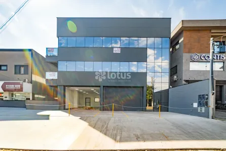 Sala Comercial para alugar, 136m² no Portais (Polvilho), Cajamar