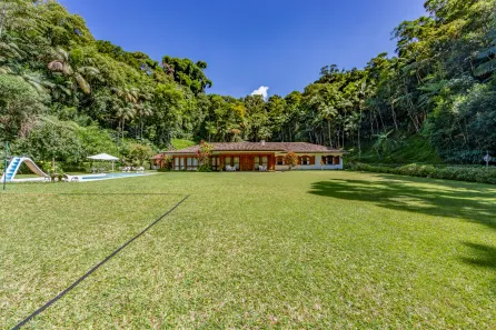 Casa com 6 Quartos à venda, 413m² no Soberbo, Teresópolis