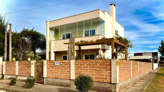 Sobrado com 3 Quartos à venda, 140m² no Miratorres, Passo de Torres