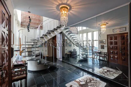 Sobrado com 4 Quartos à venda, 269m² no Sumaré, São Paulo