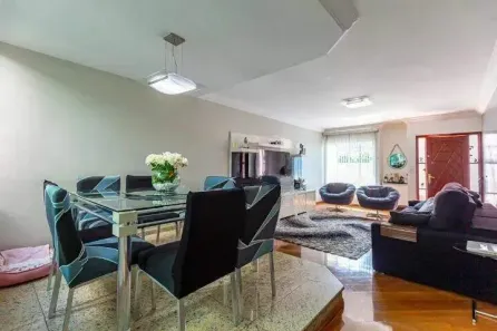 Sobrado com 4 Quartos à venda, 254m² no Vila Pinheirinho, Santo André