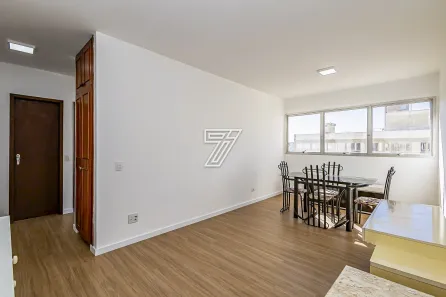 Apartamento com 2 Quartos à venda, 64m² no Centro, Curitiba