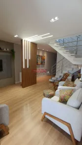 Sobrado com 4 Quartos à venda, 200m² no Jardim Império do Sol, Maringá